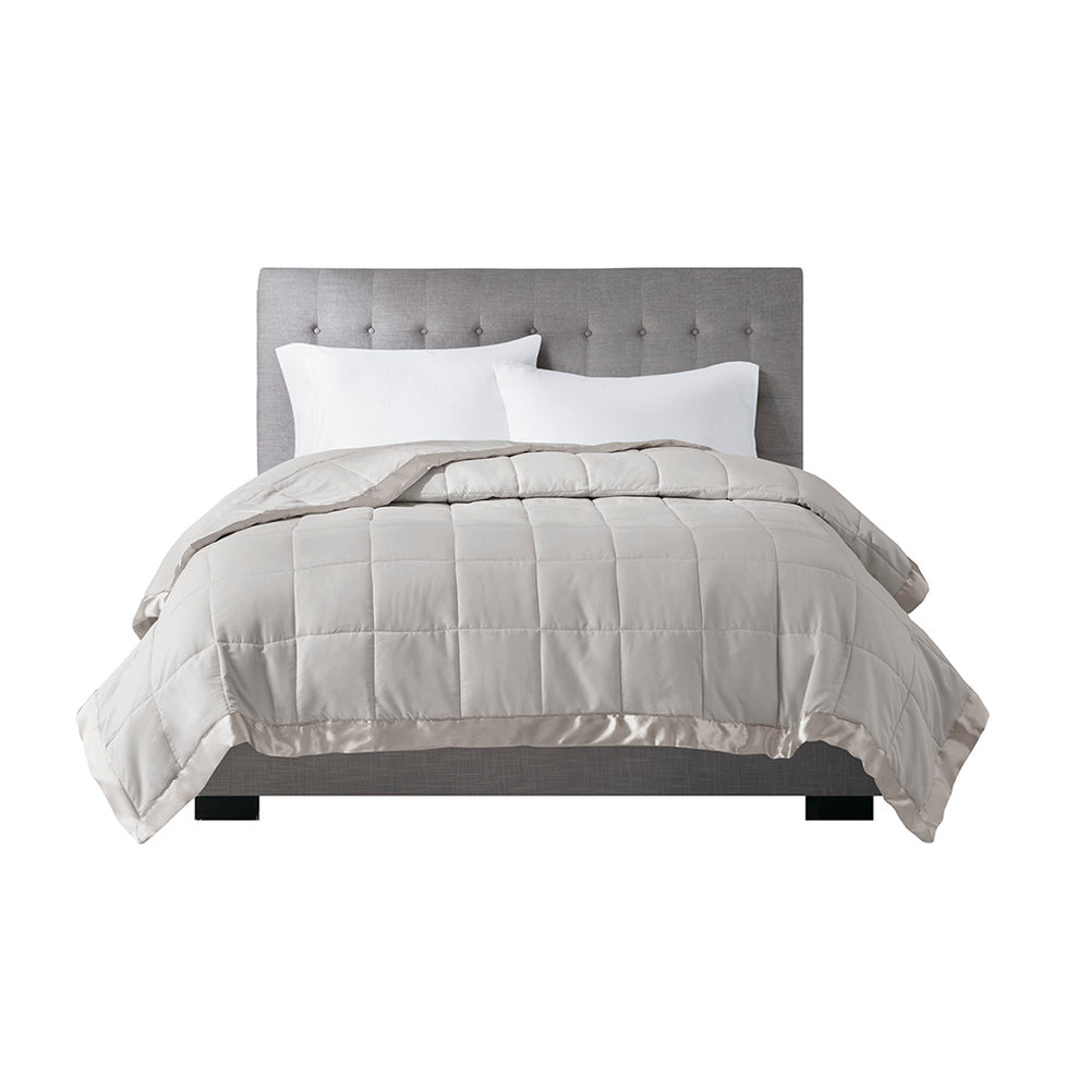 English Elm Lightweight Down Alternative Blanket with Satin Trim Twin — Hypoallergenic, OEKO‑TEX, Moisture‑Wicking Comfort Grey 15.75 L x 12.99 W x 7.87 H B03598468