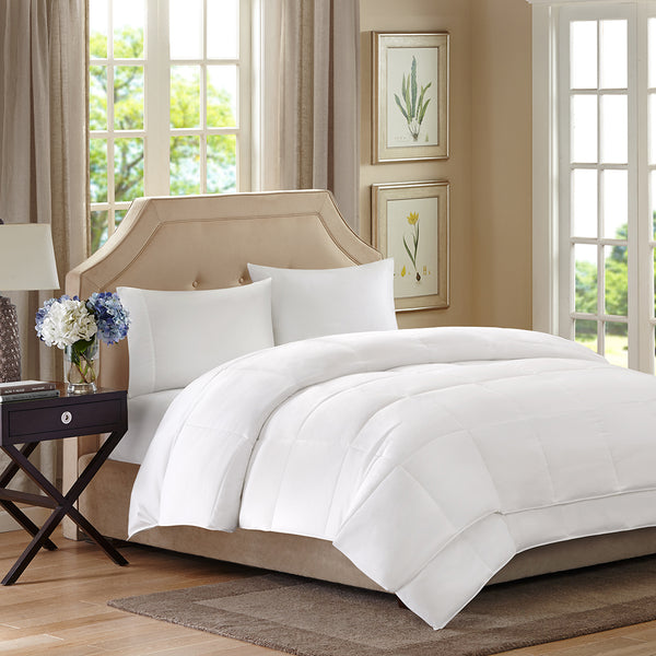 English Elm All Sleep Philosophy Benton All Season 2 in 1 Down Alternative Comforter with OEKO-TEX, antimicrobial, reversible cozy design White 17.91 L x 11.61 W x 10.63 H B03595034