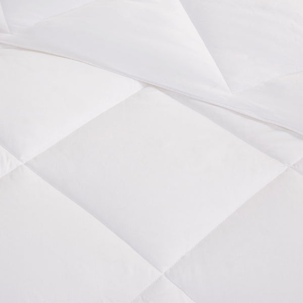 English Elm Cotton Down Alternative Comforter with 3M Thinsulate Featherless Insulation, 300TC Cotton Sateen Quilt White 22.05 L x 17.72 W x 7.87 H B03595045