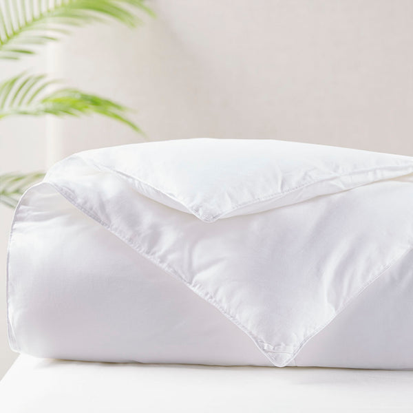 English Elm Cotton Down Alternative Comforter with 3M Thinsulate Featherless Insulation, 300TC Cotton Sateen White 22.05 L x 17.72 W x 6.69 H B03595041