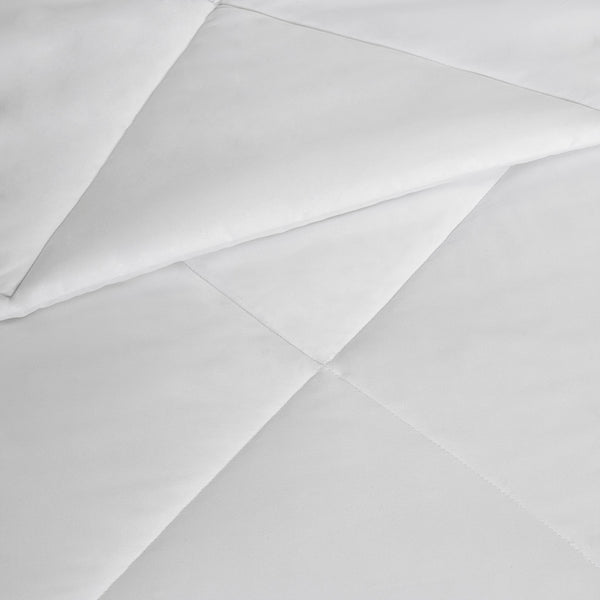 English Elm Oversized Microfiber Comforter with HeiQ Smart Temp Treatment – Year-Round Temperature Regulating, OEKO-TEX Certified White 18.11 L x 10.43 W x 10.43 H B03595077