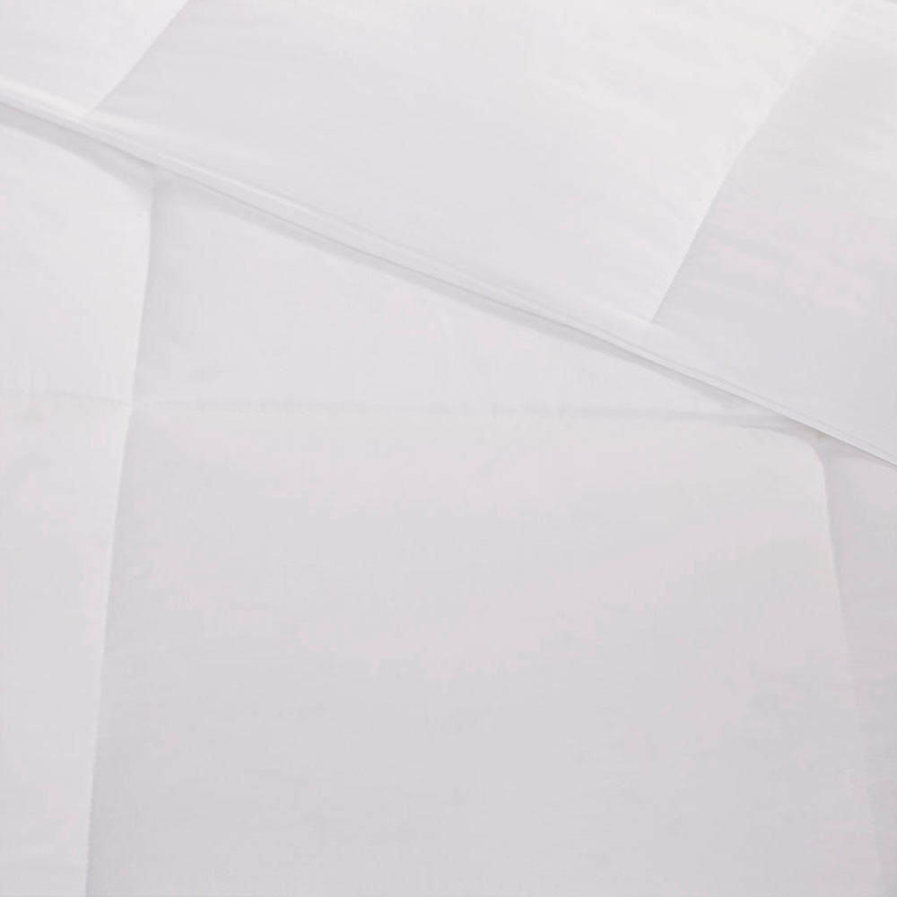 English Elm Cotton Down Alternative Comforter with 3M Thinsulate Featherless Insulation, 300TC Cotton Sateen White 22.05 L x 17.72 W x 6.69 H B03595041