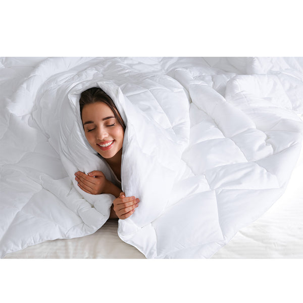 English Elm Cotton Down Alternative Comforter with 3M Thinsulate Featherless Insulation, 300TC Cotton Sateen Quilt White 22.05 L x 17.72 W x 7.87 H B03595045