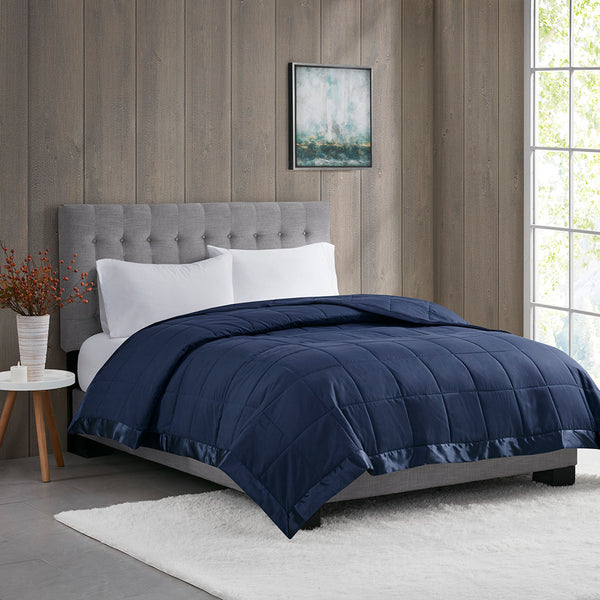 English Elm Lightweight Plush Down Alternative Blanket with Satin Trim, Moisture-Wicking, Hypoallergenic Twin Navy 14.96 L x 5.91 W x 5.91 H B03598514
