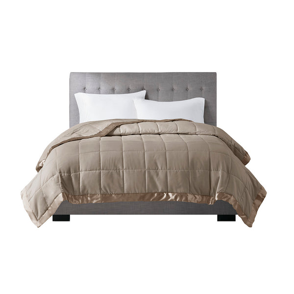 English Elm Lightweight Down Alternative Blanket with Satin Trim Full/Queen – Hypoallergenic, OEKO‑TEX, Moisture‑Wicking Comfort Brown 14.96 L x 5.91 W x 5.91 H B03598502