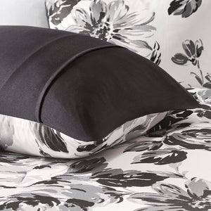 English Elm King/Cal Floral Print Comforter Set - Intelligent Design Dorsey Black & White Microfiber Comforter, Shams, Decorative Pillows, Hypoallergenic, Machine Washable B03595939
