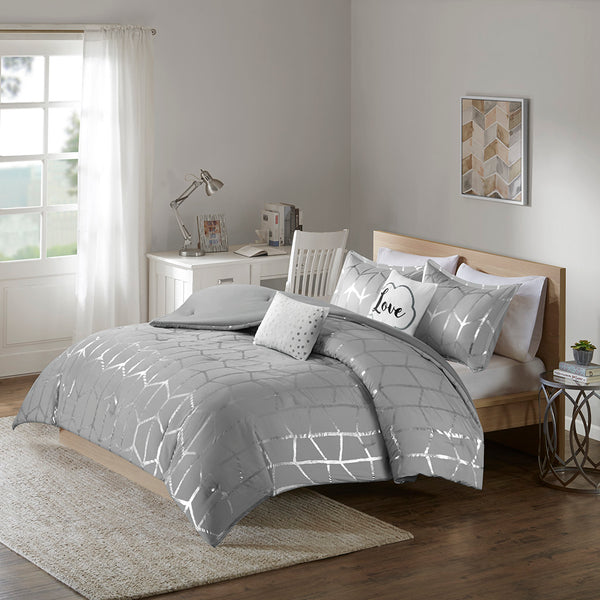 English Elm Full/Queen Metallic Printed Comforter Set with Aqua Geometric Metallic Print, Embroidered Pillows, Antimicrobial Protection Grey+Silver 21.65 L x 18.5 W x 11.02 H B03595838