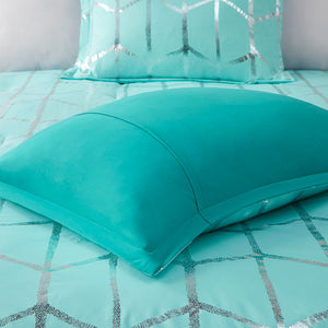 English Elm Twin/Twin Metallic Printed Comforter Set with Aqua Geometric Design, Embroidered Pillows & Antimicrobial Protection Aqua+Silver 21.65 L x 18.5 W x 10.24 H B03595834