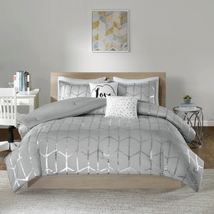 English Elm Full/Queen Metallic Printed Comforter Set with Aqua Geometric Metallic Print, Embroidered Pillows, Antimicrobial Protection Grey+Silver 21.65 L x 18.5 W x 11.02 H B03595838