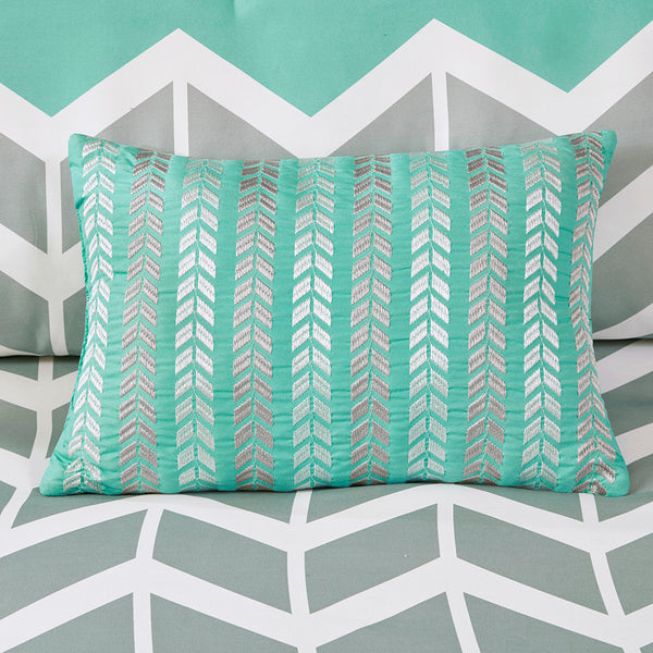 English Elm Full/Queen Nadia Chevron Comforter Set with Aqua Accents, Microfiber, Antimicrobial, Soft Washable Bedding B03596010