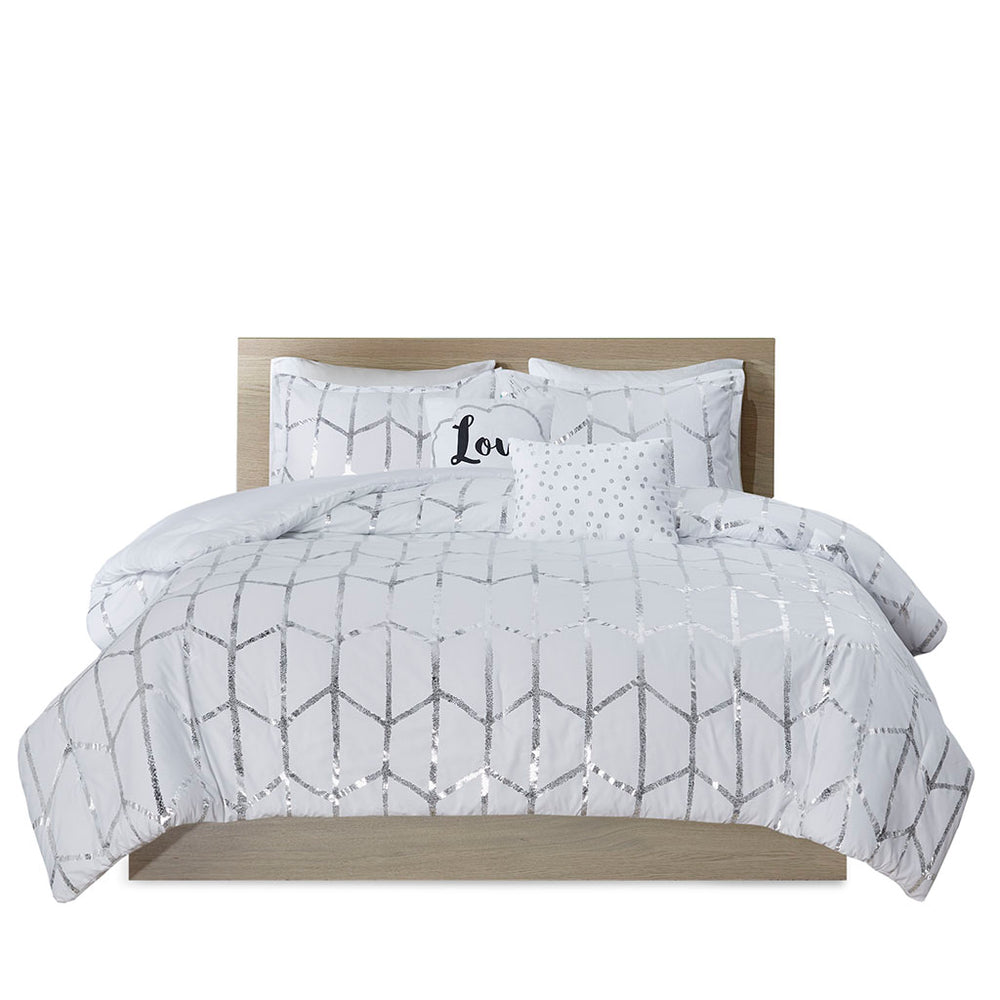 English Elm King/Cal Silver Geometric Metallic Comforter Set with Embroidered Accent Pillows & Antimicrobial Finish B03595922