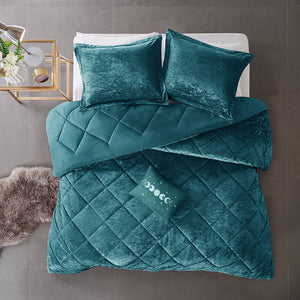 English Elm King/Cal Plush Velvet Comforter Set with Quilted Diamond Design, Hypoallergenic Fill & Decorative Pillow Teal 19.69 L x 13.39 W x 7.09 H B03595943