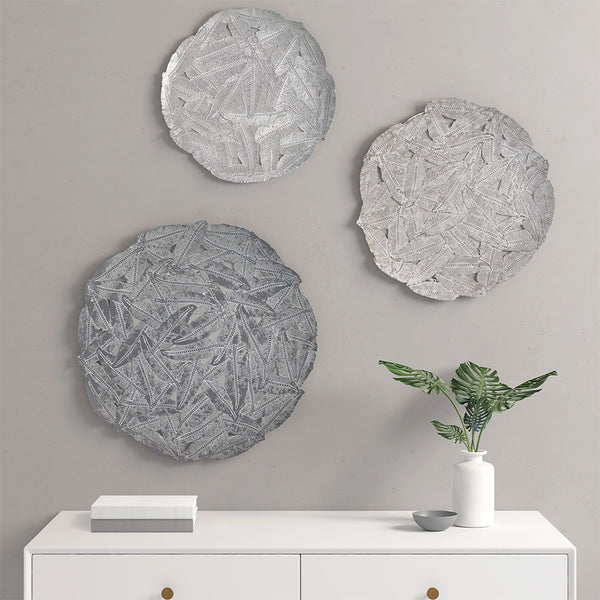 English Elm Textured Feather 3-Piece Metal Disc Wall Decor Set - Grey Silver Feathers, Rustic Modern Accent Art B03598805