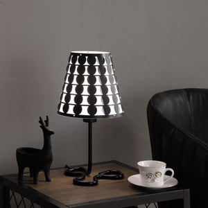 English Elm 16" Traci Black Metal Table Lamp with Geometric Clover Base & Modern Empire Shade, Cord Switch, 100W B072116171