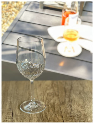 English Elm Plastic Wine Glasses Set Of 4 - Unbreakable 12Oz Tritan Stemmed Glasses For Any Occasion! B095120367-GIGA