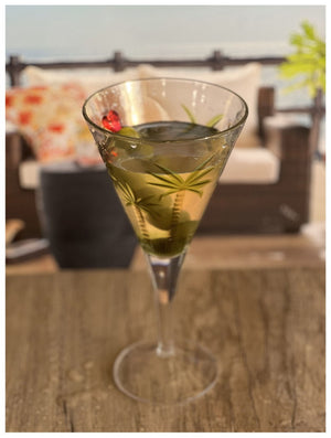 English Elm Palm Tree V-Shaped Acrylic Wine Glasses Set Of 4 (14Oz) - Unbreakable, Bpa-Free Drinkware For Entertaining B095120399-GIGA