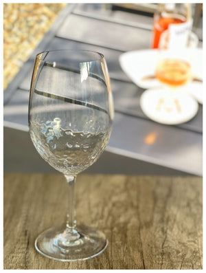 English Elm Plastic Wine Glasses Set Of 4 - 20Oz Unbreakable, Bpa-Free Tritan Stemmed Glassware For Every Occasion B095120368-GIGA