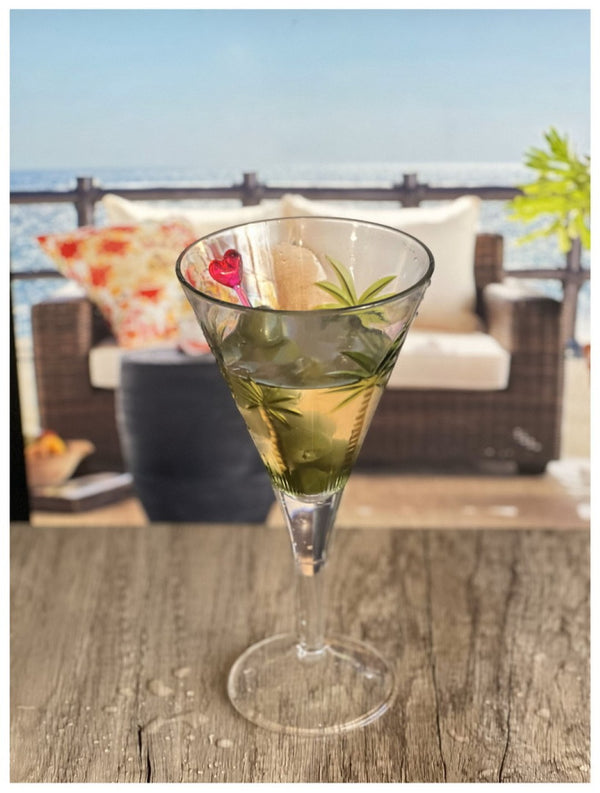 English Elm Palm Tree V-Shaped Acrylic Wine Glasses Set Of 4 (14Oz) - Unbreakable, Bpa-Free Drinkware For Entertaining B095120399-GIGA