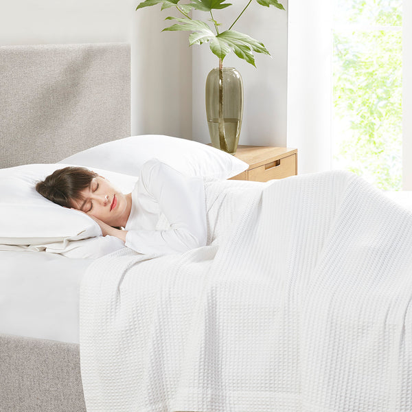 English Elm Cotton Beautyrest Waffle Weave Blanket — 100% Cotton 300GSM Breathable, Durable, OEKO-TEX Certified Cozy White 15.75 L x 12.2 W x 4.72 H B03595445