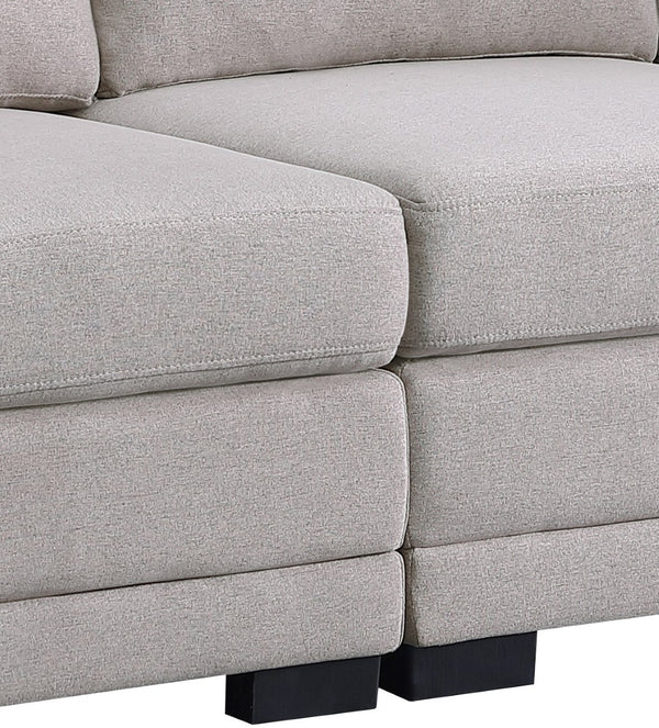 English Elm Kristin Low Profile Linen Loveseat with Pocket Coil Support for Modern Living Rooms B061S00232