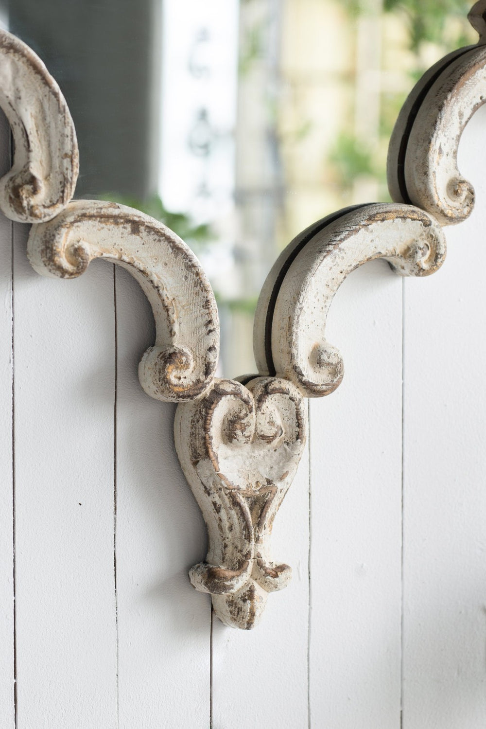 English Elm 30" Diamond Scrollwork Wall Mirror Distressed White Wood Frame Vintage Entryway Accent W2078124361