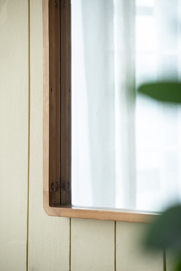 English Elm 24" Oval Fir Wood Framed Wall Mirror Rustic Farmhouse Accent for Entryway or Bath W2078126449