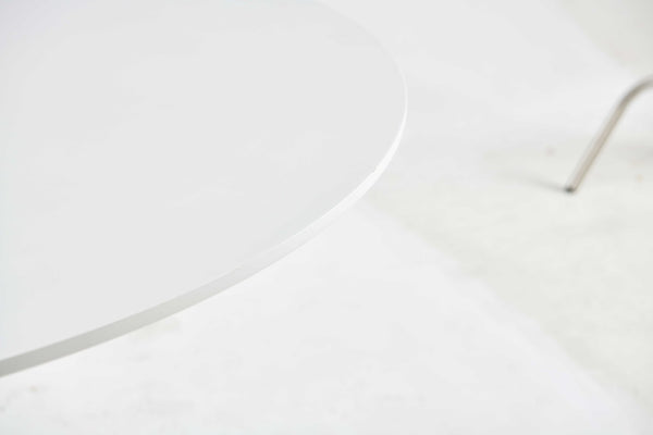 English Elm 42.1"white Round Pedestal Dining Table Seats Six Mid-century Mdf Top Cross Base W234122455