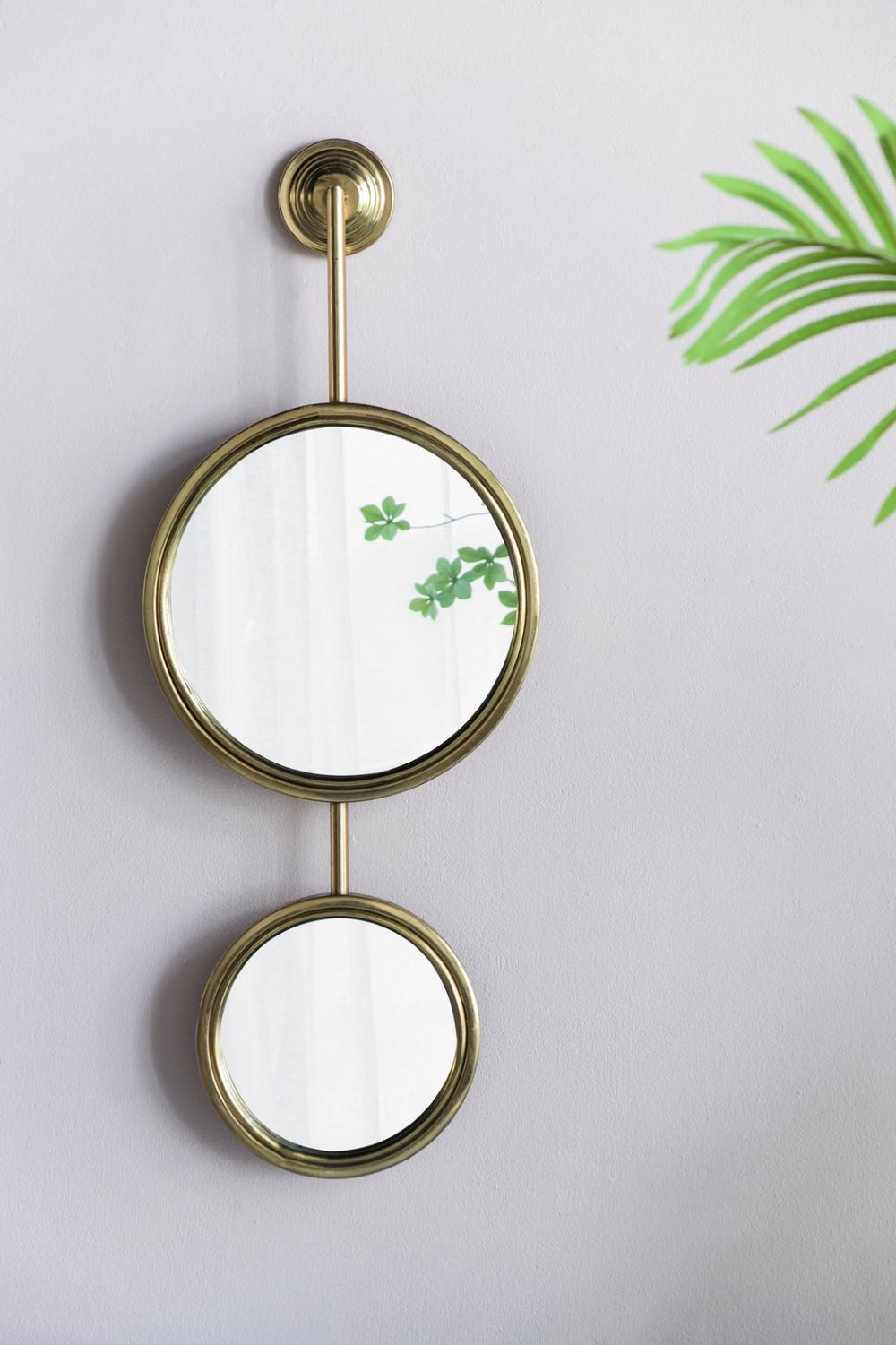 English Elm 2 Round Gold Iron Wall Mirrors Vertical Frame Sculptural Glam Accent for Any Room W2078135186
