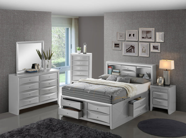 English Elm Contemporary Modern Silver Full Bed with Chic Metallic Finish, Sturdy Particleboard Frame, Sleek Design Champagne 15 L x 20 W x 39 H B078S00178