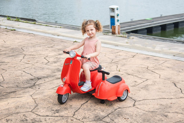 English Elm 6v Licensed Vespa Kids Ride on Scooter with Sidecar Key Start and Headlights B117135091