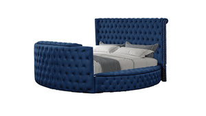 English Elm Modern Crystal Tufted King Bed With Built-In Usb Charging & Stylish Tv Stand Footboard In Blue B009S01114