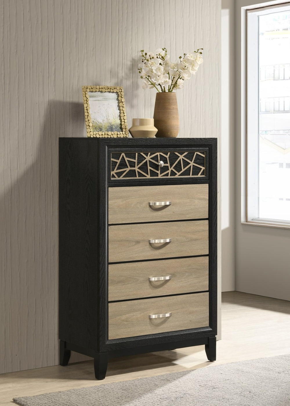English Elm Selena Modern Chest With Black And Natural Wood Finish - 5 Spacious Drawers For Stylish Storage Solutions B009139130-GIGA