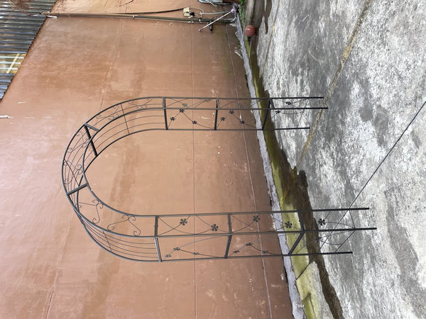 English Elm Metal Garden Arch For Climbing Plants - Elegant Iron Trellis For Weddings, Events & Outdoor Spaces W656127048