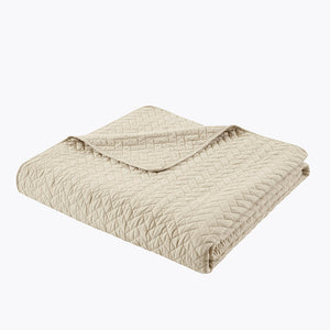 English Elm Queen Hampton Hill Velvet Touch Oversized Quilted 3-Piece Set — Plush Herringbone, Brushed Softness, Machine Washable B035129011