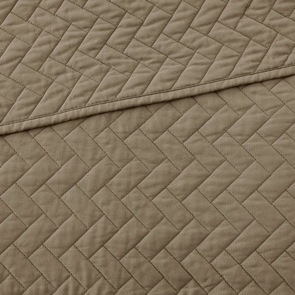 English Elm King Velvet Touch 3-Piece Oversized Quilted Herringbone Quilt Set – Brushed Velvet Softness, Plush Overfill B035129005