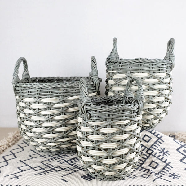 English Elm 3-Pack Hand-Woven Wicker Storage Baskets with Handles – Stackable, Durable Resin Organizers for Home Decor and Laundry B046P144641