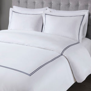 English Elm King/Cal Luxurious 500TC Cotton Sateen Embroidered Comforter Set with Removable Duvet & OEKO-TEX Safety White+Navy 14.96 L x 17.52 W x 14.96 H B035129283