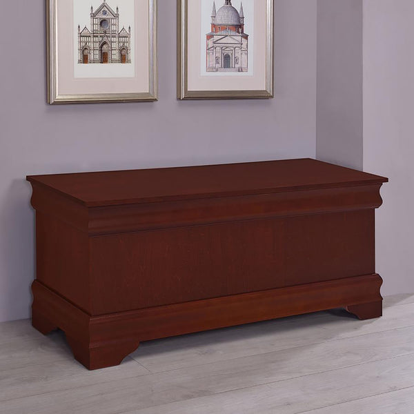 English Elm Warm Vintage Cedar Chest with Curved Moldings & Bracket Feet, Cedar-Lined Storage for Quilts (47") B062P145495