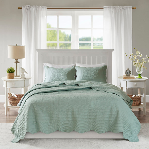 English Elm 3 Madison Park Tuscany Reversible Scalloped Edge Quilt Set Full/Queen - Cotton-Filled Microfiber, Antimicrobial Cottage Charm Seafoam 17.72 L x 15.35 W x 7.87 H B03597532