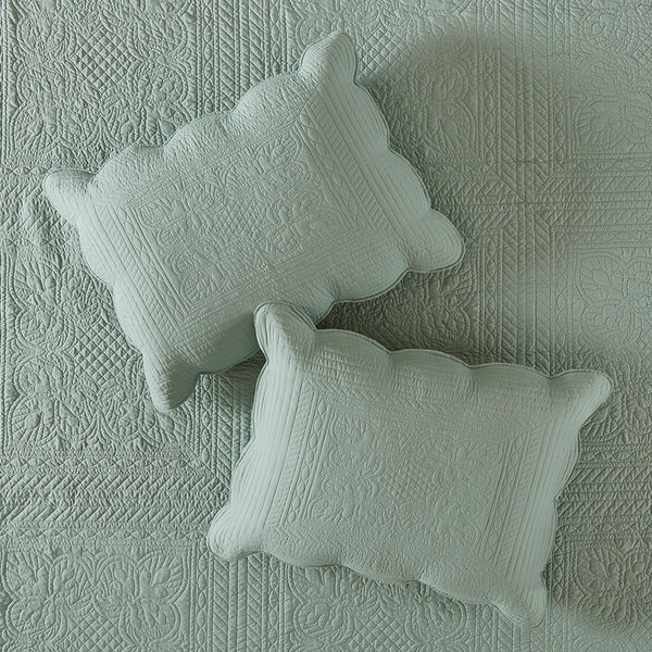 English Elm 3 Madison Park Tuscany Reversible Scalloped Edge Quilt Set Full/Queen - Cotton-Filled Microfiber, Antimicrobial Cottage Charm Seafoam 17.72 L x 15.35 W x 7.87 H B03597532