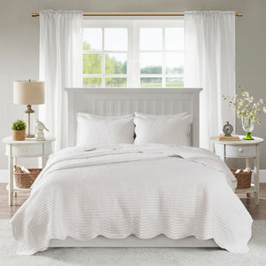 English Elm 3 Piece Reversible Scalloped Edge Quilt Set with Cotton Fill Microfiber Face Antimicrobial Freshness Protection for Full/Queen Bedding Chic Farmhouse Elegance White 17.72 L x 15.35 W x 6.3 H B03597387