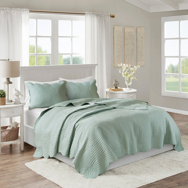 English Elm 3 Madison Park Tuscany Reversible Scalloped Edge Quilt Set Full/Queen - Cotton-Filled Microfiber, Antimicrobial Cottage Charm Seafoam 17.72 L x 15.35 W x 7.87 H B03597532