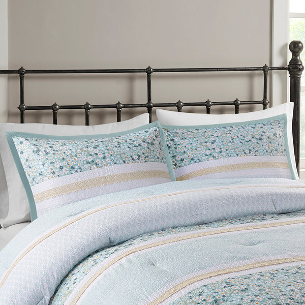 English Elm Full/Queen Seersucker Comforter Set 5-Piece Floral Lace Trim Bedding with Hypoallergenic, Antimicrobial Fill B035128848