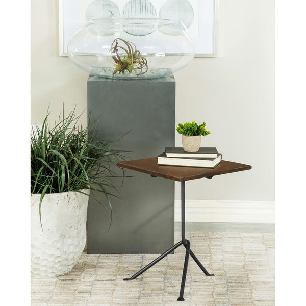 English Elm Dark Brown Mango Wood Accent Table with Gunmetal Tripod Frame — Compact 20" Side Table, Modern Flair B062P153885