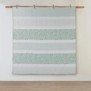 English Elm Full/Queen Seersucker Quilt Set 4pc – Shabby Chic Floral Botanical Prints, Hypoallergenic, Washable B035129014