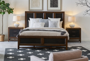 English Elm Queen Rustic Buckeye Panel Bed with Black Slat Details, Pine Solids/Veneers, Arts & Crafts Style Finish B108S00013