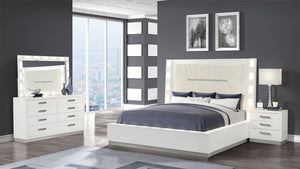 English Elm Queen Coco 4PC Bedroom Set with LED Headboard & Rails, Plush Upholstery, 8-Drawer Dresser, Mirror 659436095311