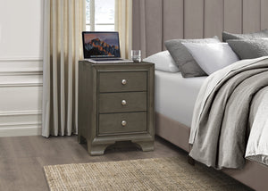 English Elm Gray Transitional 3-Drawer Nightstand with Dual USB Ports, Chrome Knobs, Okume Veneer Accent Table B011P172005