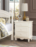 Traditional White Finish 3-Drawer Nightstand with Decorative Accents