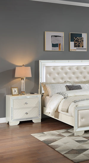 English Elm Classic Luxury Look Nightstand with Wireless Charging, Mirrored Frame, Diamond Drawer Design, Spacious Storage Cream 21 L x 31 W x 32 H B011P182673